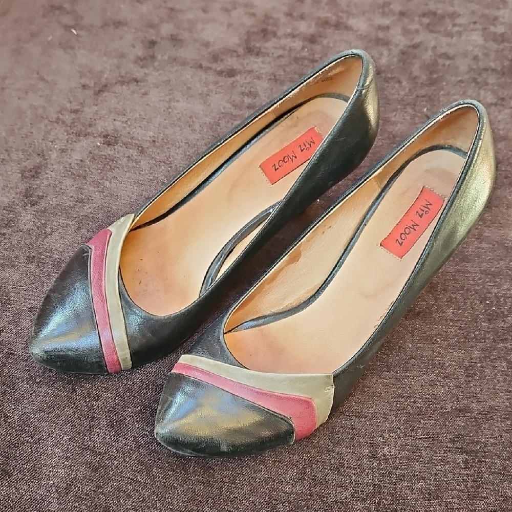 Miz Mooz Black and Burgundy Heels 7.5